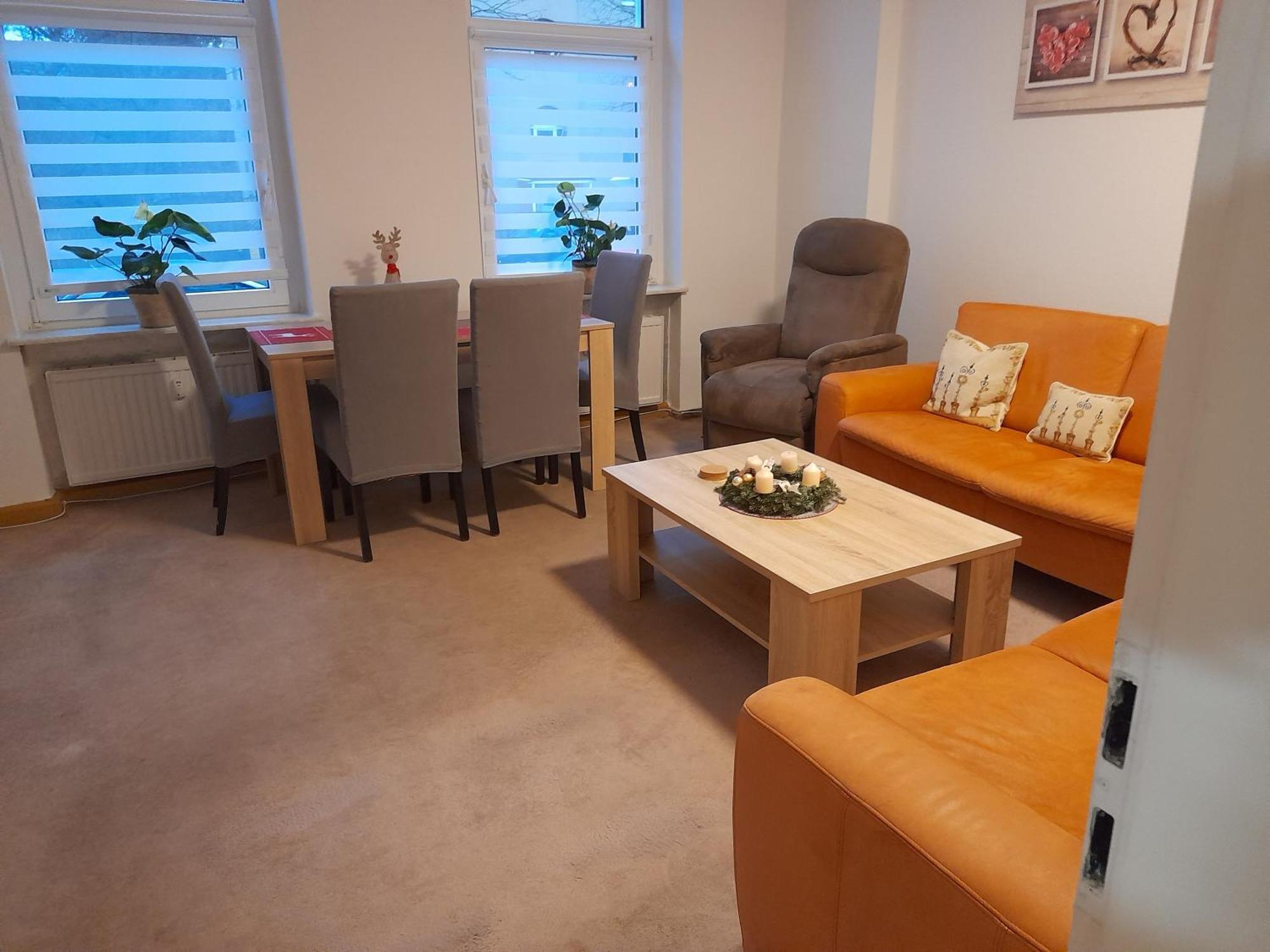 70 Qm Ferienwohnung Mit 2 Schlafzimmern Zwickau Kültér fotó
